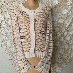Super sweet open knit shirt cardi